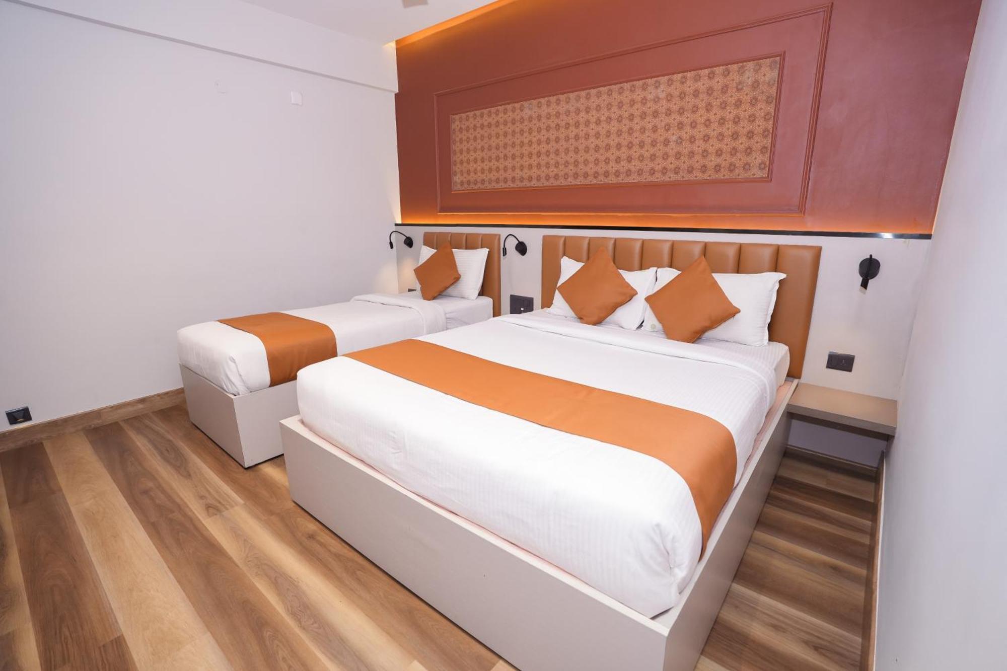 Vaishnavi Residency Hotell Bangalore Exteriör bild