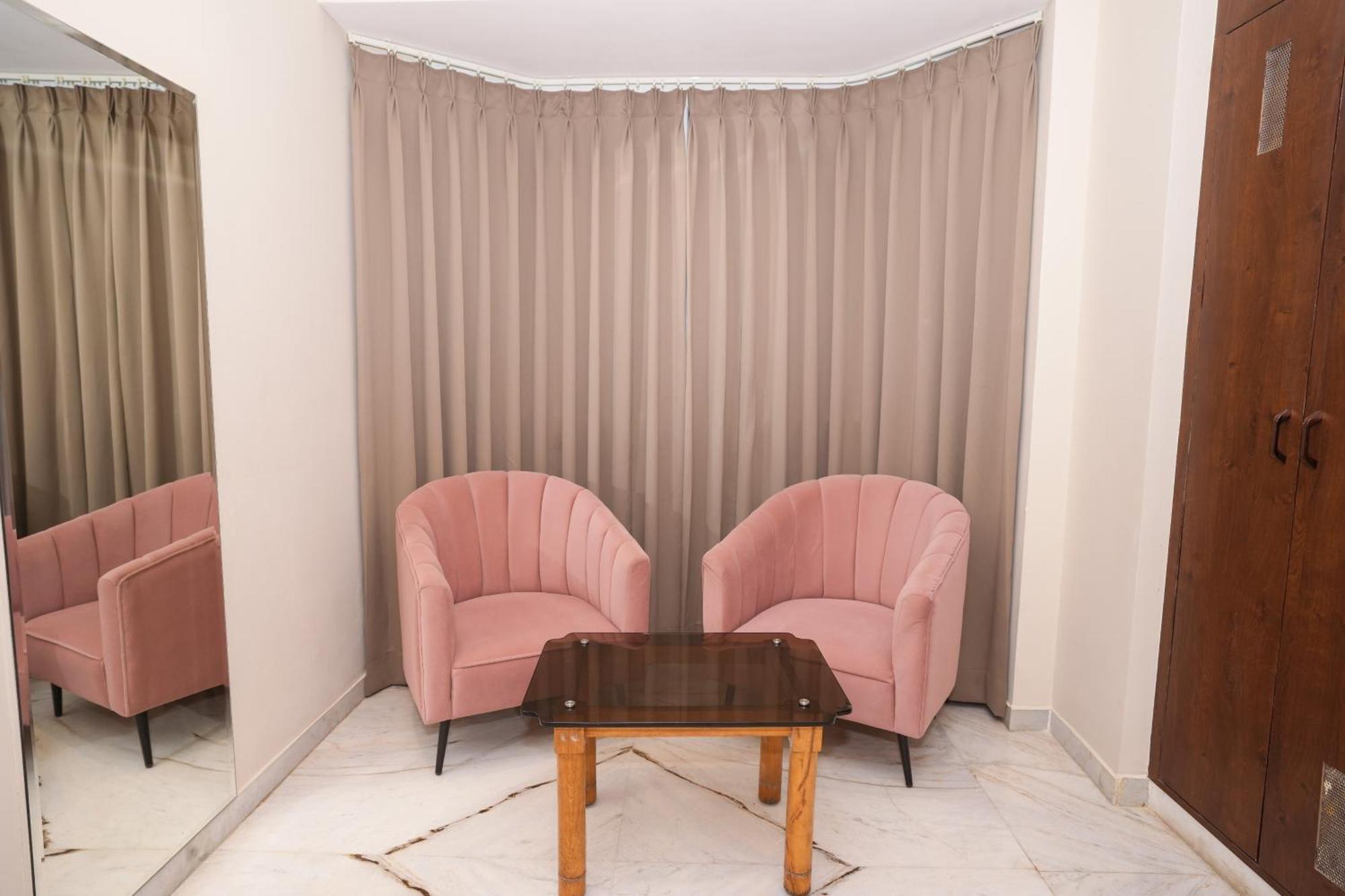 Vaishnavi Residency Hotell Bangalore Exteriör bild