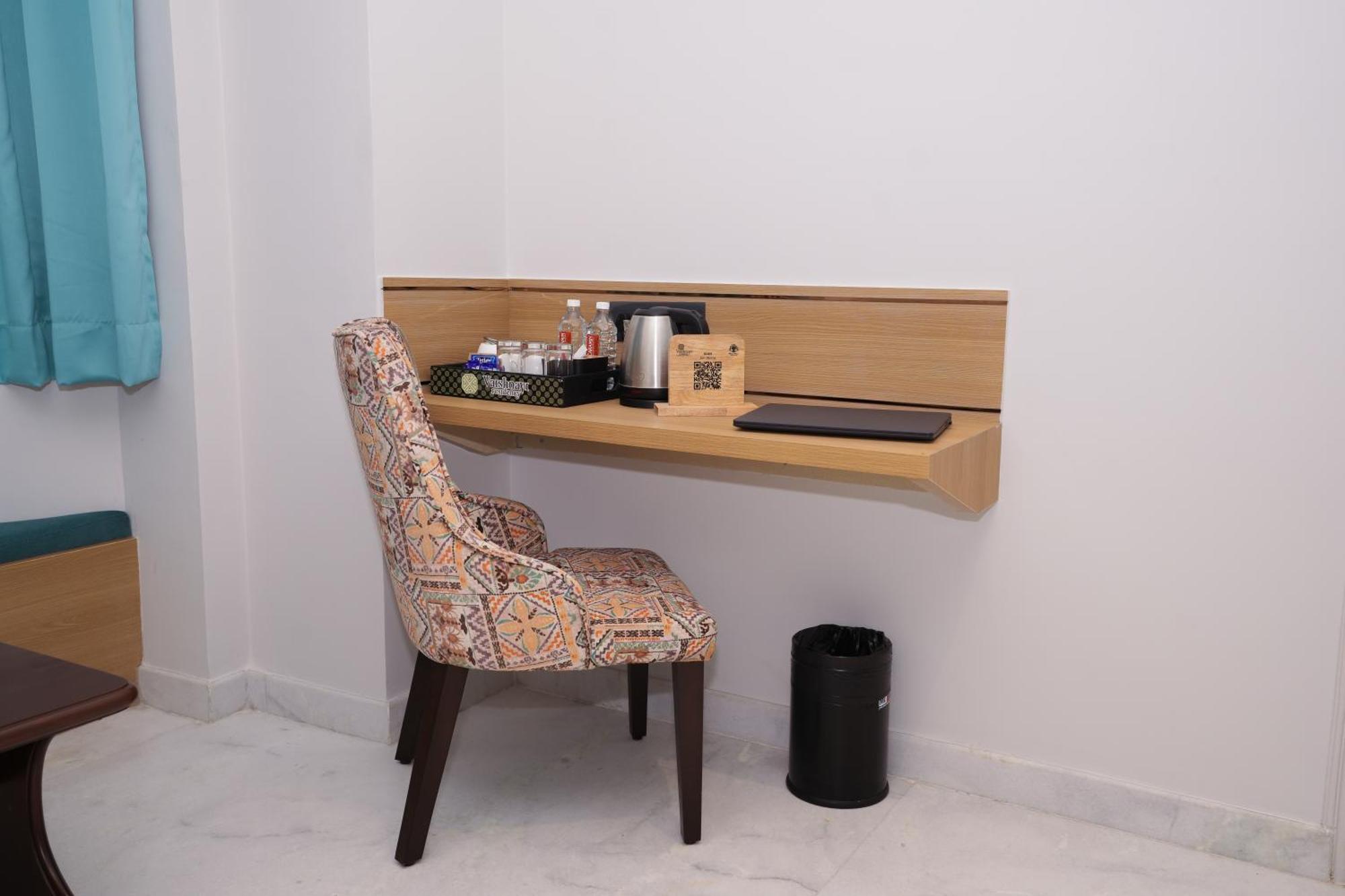 Vaishnavi Residency Hotell Bangalore Exteriör bild